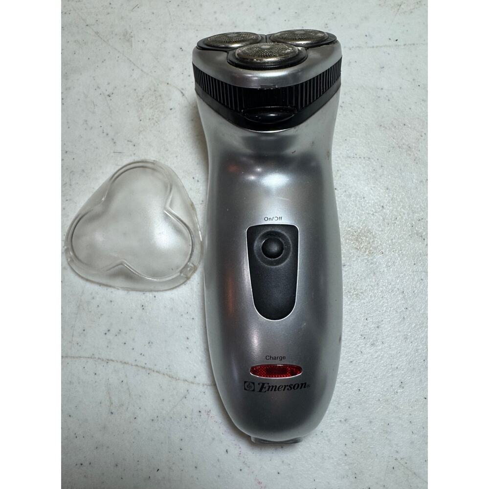 Emerson RSCX-HC379 Rechargable Razor Triple Head Shaving Kit Shaver - Picture 3 of 8